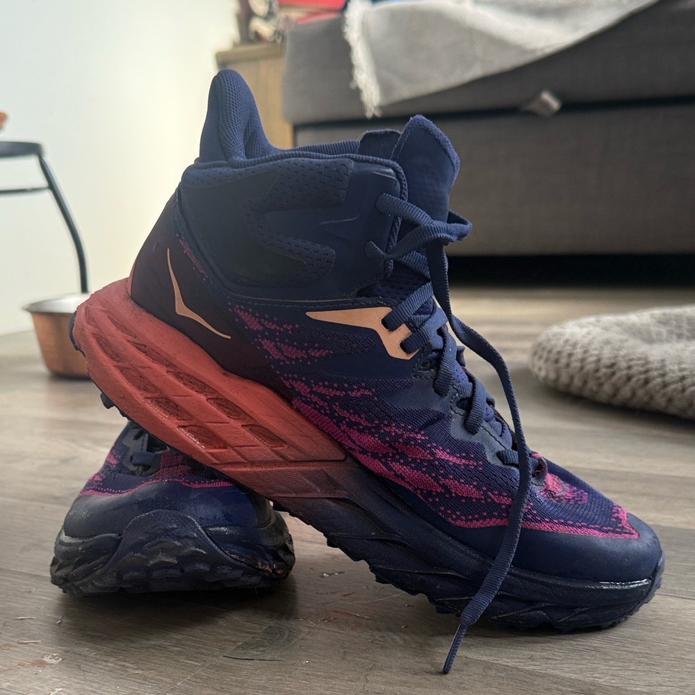 Women’s Hoka Hiking Sneaker 7.5